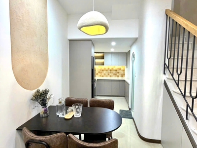 T2107  nhà lê văn sỹ q3, shr, 2 tầng, 3.x tỷ 2