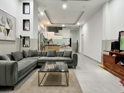 Bán nhà mặt tiền đông hồ, p10, tân bình  4 15   4 tầng hơn 10 tỷ 0