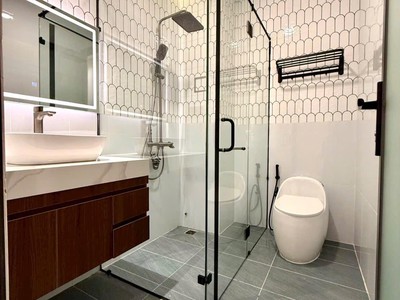 Bán nhà mặt tiền đông hồ, p10, tân bình  4 15   4 tầng hơn 10 tỷ 1