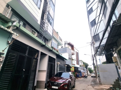 Chdv 33 phòng linh trung   doanh thu 175tr/tháng   tỷ suất  7/năm   gần làng đại học   giá 24.5 tỷ 2