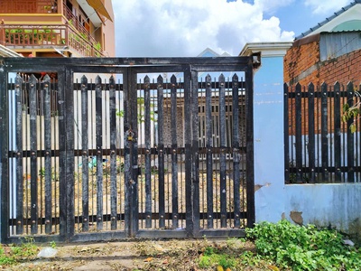 Cần bán 283m2 đất thô cư mt đường vườn thơm 2