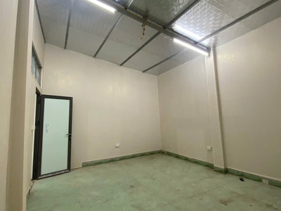 Chính chủ cho thuê kho long biên - diện tích 120m trần cao 6m ô tô ra vào thoải mái 3