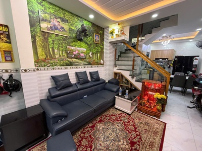 Nhà 1 sẹt ngắn 10m ra song hành q12 - ngã tư an sương- dt40m2 - 2 tầng -2pg-2wc - giá 3 tỷ nhĩnh 0