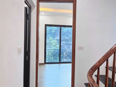 Bán nhà xây mới 4 tầng 37,3m giáp bắc từ liêm, gần liên mạc thượng cát, giá hơn 4 tỷ 1