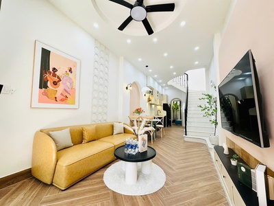 Bán nhà 2 tầng sát đường mai lão bạng giá rẻ 0