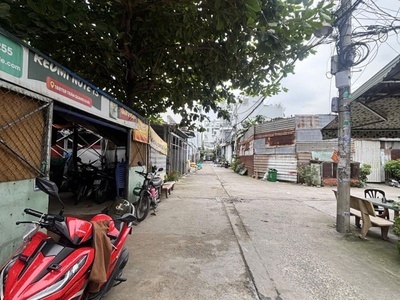 Nhà mới đón tết đ số 4 lê văn quới ngay ngã tư 4 xã 48m2 ,3 tầng 3 pn 5 tỷ 1 0