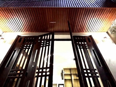 Xuân la 33m x5 tầng 10,8 tỷ full nội thất,ô tô đỗ cửa,5p ra hồ tây 0