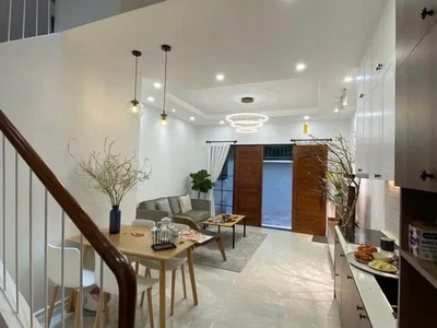 Phố lâm du, bồ đề  dân xây 35m - mt 4m  gần phố, bãi xe gửi ngày đêm  nhích 8₫ là gả 3