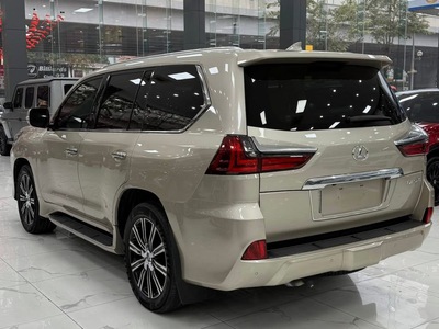 Bán Lexus LX570 nhập Mỹ, sản xuất 2019, xe đi ít cực mới. 3