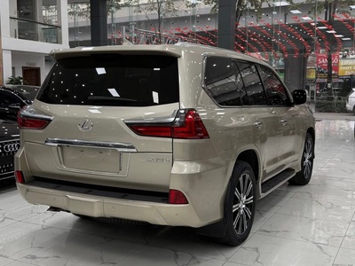 Bán Lexus LX570 nhập Mỹ, sản xuất 2019, xe đi ít cực mới. 4