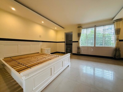 Nhà 4 tầng mặt tiền Điện Biên Phủ, đối diện trường cao đẳng du lịch, GIÁ 13,3 TỶ 1