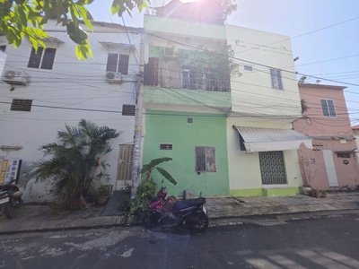 Bán Nhà 2 Tầng 1 Tum 2 Mặt Tiền Gần Biển Tô Hiệu, Nha Trang 2