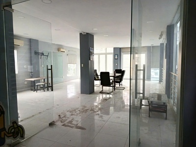 Cho Thuê Sàn Trống 110M2 Mặt Tiền Đường Nguyễn Trãi Q.5 - Gía Cực Tốt 2