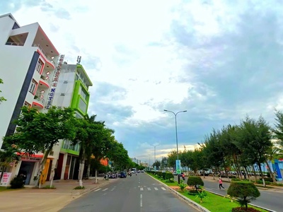 Cần bán lô đất biển 3 Mặt đường Nguyễn Tất Thành, 125m2 giá 15.9 tỷ 1