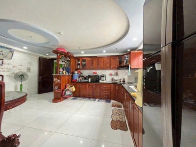 Giảm mạnh 4 tỷ nhà hẻm 1122 quang trung 5 lầu ngang 5.8m 90m2 có t.máy gần emart 14 tỷ. 4