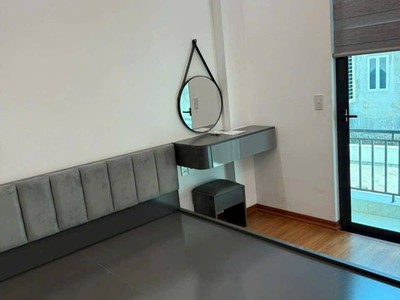 Bán nhà 4 tầng ngõ 9 nguyễn chí thanh cách phố 15m, cực hiếm 4