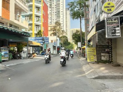 Nhà 2 mặt tiền xe tải trung tâm đường 3 tháng 2   quận 10 phường 14 cũ. 0