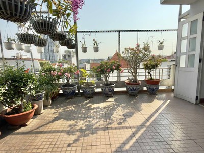 Nhà 2 mặt tiền xe tải trung tâm đường 3 tháng 2   quận 10 phường 14 cũ. 4