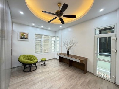 Giá hiếm , bán nhà võng thị thụy khuê, gần ô tô, mặt tiền rộng, chỉ 14 tỷ 1