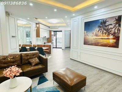 Đập hộptòa 17t6 hoàng đạo thúy 119m 3pn nội thất bóng loáng 1