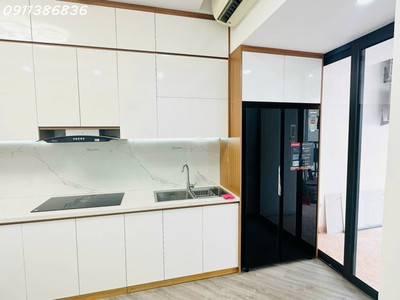 Đập hộptòa 17t6 hoàng đạo thúy 119m 3pn nội thất bóng loáng 4