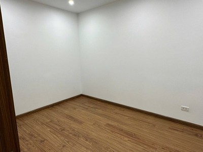 Tòa 30t mặt phố mạc thái tổ 76m 3pn, nội thất đẹp, trung tâm tiện ích, 7.7 tỷ 2