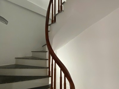 Bán nhà dân xây bát khối long biên - 34m 5 tầng ở ngay giá tốt - 6.5 tỷ 3