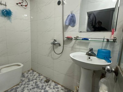 Nhà đẹp ở ngay đón tết tại kim giang - 38m 5tầng- ô tô cách 15m- giá hơn 8tỷ 4