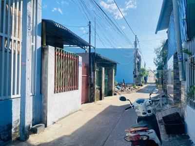 Bán nhà hẻm lý thường kiệt, tân an, lagi giá rẻ nhất 1.2 tỷ đường ô tô 3