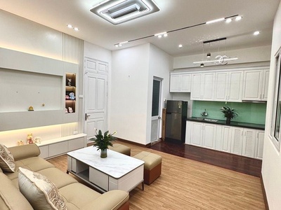 Bán căn hộ mặt phố vũ phạm hàm dt 57m giá 5,75 tỷ lô góc 3