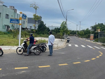 Chính chủ bán lô đất hai mặt tiền trần hưng đạo hồ xuân hương đà nẵng 2