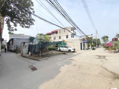 Bán đất mặt mương khúc thừa dụ - thông a51 - 80m - đường 6m - lô góc - giá 4.8 tỉ 1