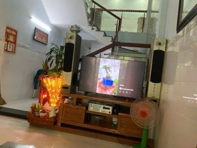 Bán nhà kiệt ô tô 5m lê hữu trác 3 tầng chắc chắn 2