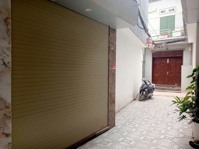 Phúc lợi  dt 30m xây 5 tầng rộng rãi  ô tô 4 chỗ qua nhà  chỉ 5,x tỷ 1