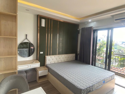 Cho thuê Căn hộ Apartment tại Ngõ 193 Trích Sài, Tây Hồ.  Ban công rộng thoáng. Chỉ 7tr 2
