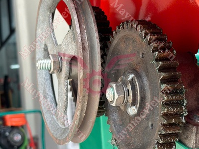 Khung máy tuốt lạc TL230 giá rẻ 2