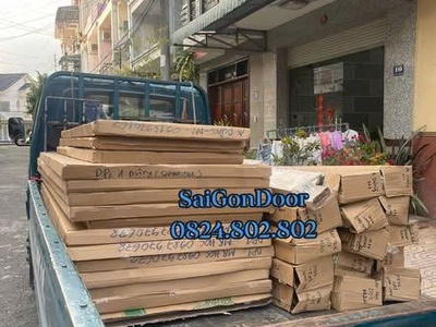 Lên hàng cho khách 2