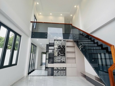 Nhà phố vườn trung tâm Cần Đước 1