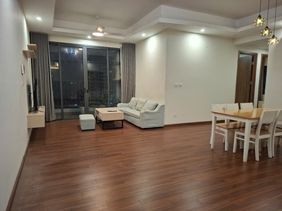 Chính chủ cho thuê căn góc 3 ngủ chung cư cao cấp Stellar, 35 Lê Văn Thiêm, HN. 0