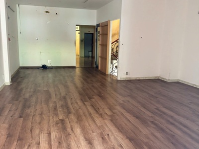 Cho thuê nhà nguyên căn mặt tiền phạm văn chí, quận 6 0