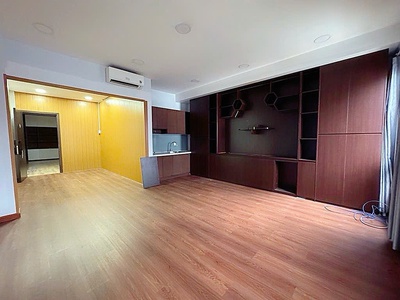 Hiếm ngang 5m nở hậu 6,6m   16m vuông đẹp - bán nhà 5 tầng thang máy đ.bến vân đồn, p.khánh hội, 2