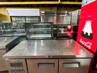 Thanh lý tủ bàn đông inox - 1m5 - Berjaya 0