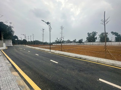 Em có rất nhiều lô đất mặt đường đồng trạng, xã cổ đông, sơn tây vew hồ tự nhiên cực đẹp 1