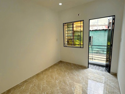 Nhà 3 tầng mới đường phạm hùng p.chánh hưng. giá 4,180 tỷ bớt lộc 2