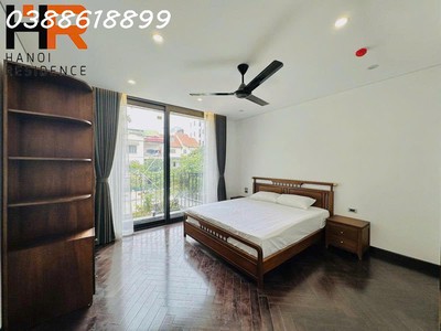 Bán khách sạn tây hồ 150mx 8t, mt 15m- dòng tiền gần 300tr/th 3