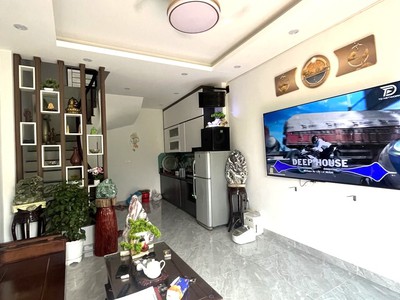 Bán nhà hoàng liên thượng cát 5 tầng xây mới   ô tô đỗ cửa   cách ô tô tránh hơn 10m   giá nhỉnh 6 0