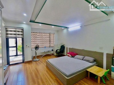 Bán nhà lê văn thuyết - quán nam - 120m 3 tầng - đường 12m - giá 8.2 tỉ 3