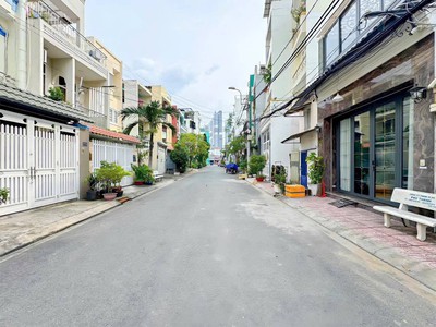 Bán nhà cấp 4 hẻm xe hơi 12m   nguyễn thị thập, quận 7   giá tốt   12,8 tỷ 1