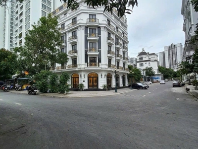 Đất góc 2 mặt tiền - ngã 4 nguyễn văn linh và nguyễn hữu thọ -  115 triệu/m2 1