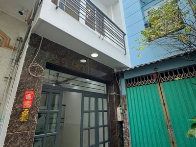 Nhà 3 tầng mới đường phạm hùng p.chánh hưng. giá 4,180 tỷ bớt lộc 0